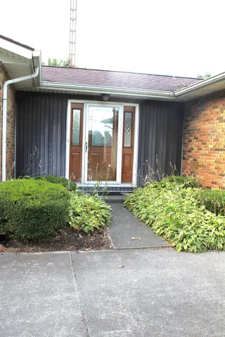 $200,000 | 1096 East 26th Highway, Portland, IN 47371