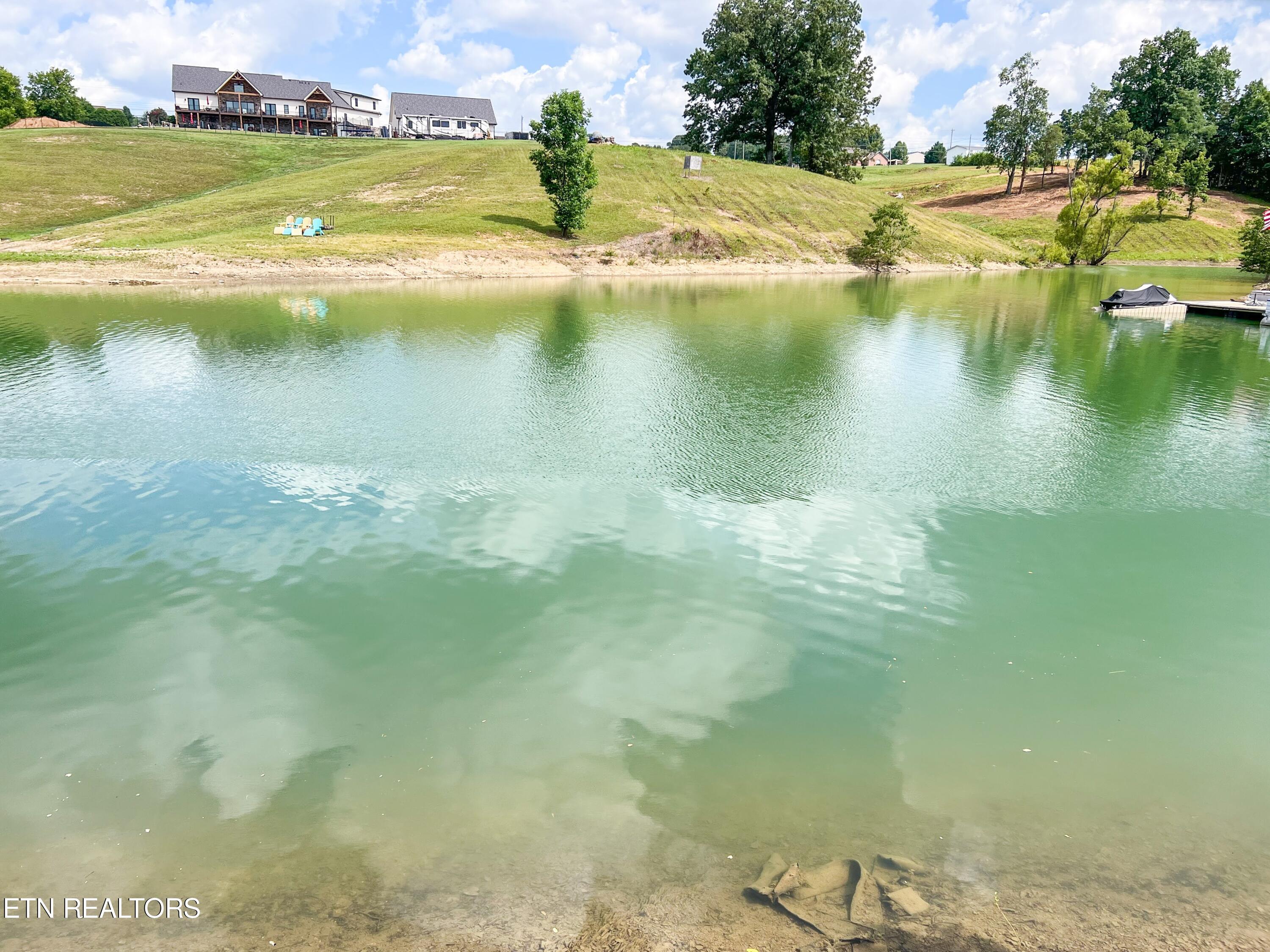 1809 Ridgecrest Drive Dandridge, TN 37725 - Photo 4 of 40 IMG_5278