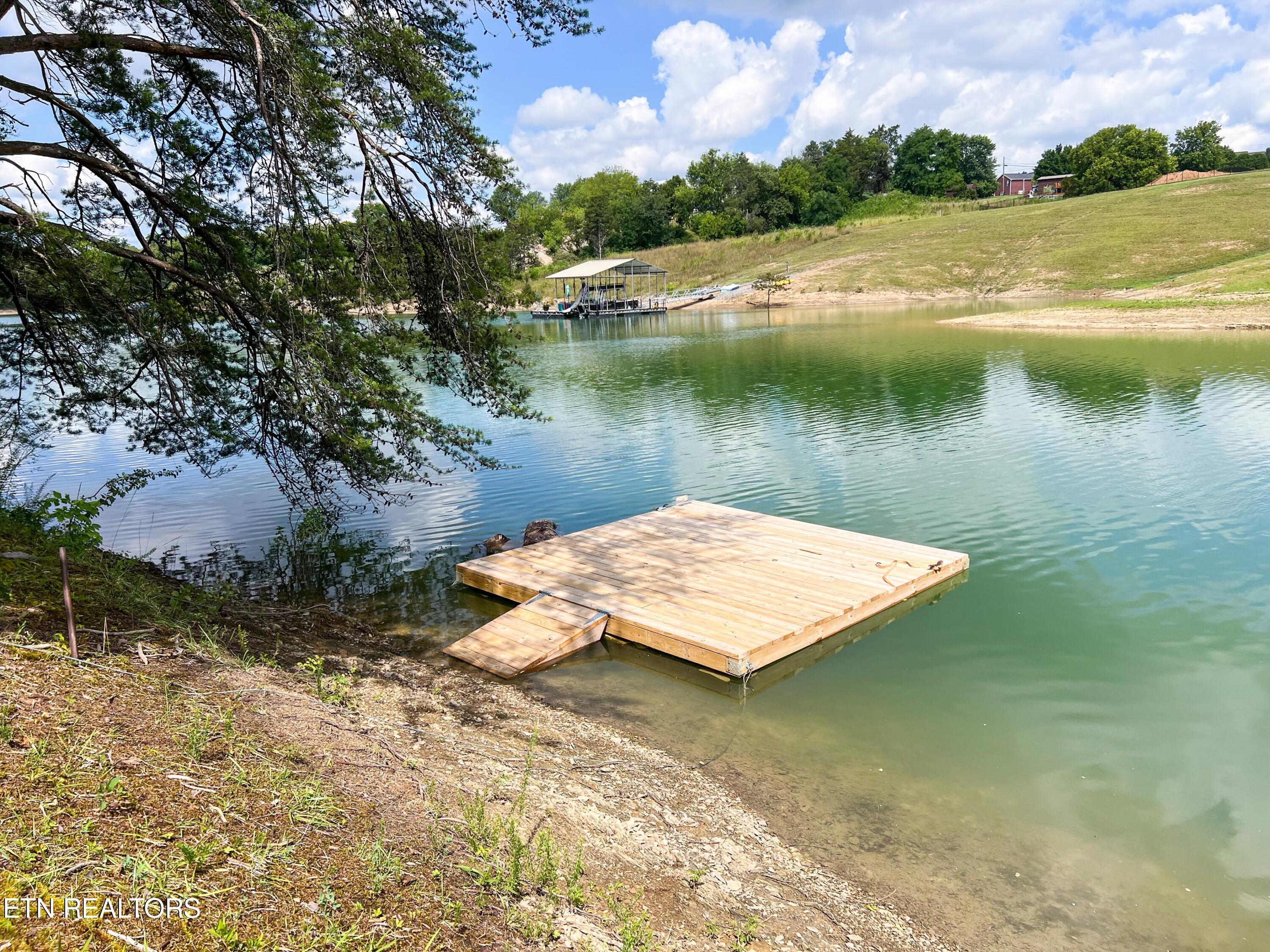 1809 Ridgecrest Drive Dandridge, TN 37725 - Photo 6 of 40 IMG_5275