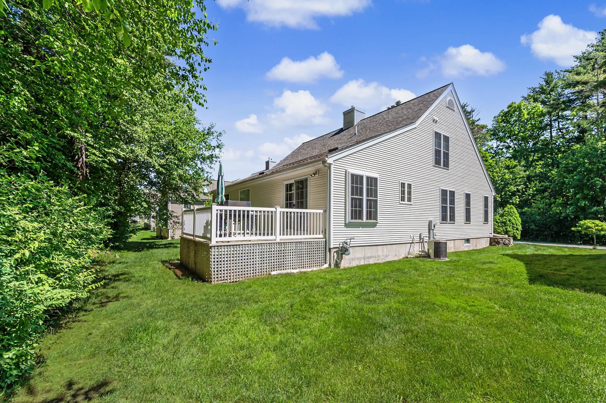 143 Hampton Meadows Hampton, NH 03842 - Photo 3 of 51