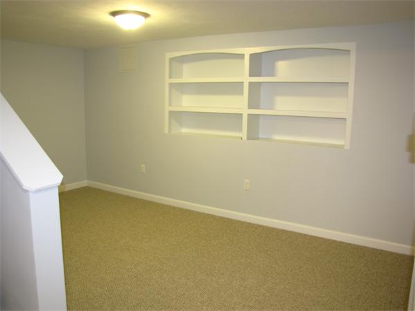 32 Adams Road Walpole, MA 02081 - Photo 15 of 20 Gallery Image 15