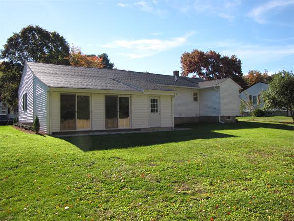 32 Adams Road Walpole, MA 02081 - Photo 2 of 20 Gallery Image 2