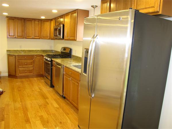 32 Adams Road Walpole, MA 02081 - Photo 6 of 20 Gallery Image 6