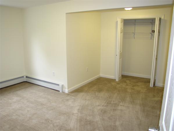 32 Adams Road Walpole, MA 02081 - Photo 7 of 20 Gallery Image 7