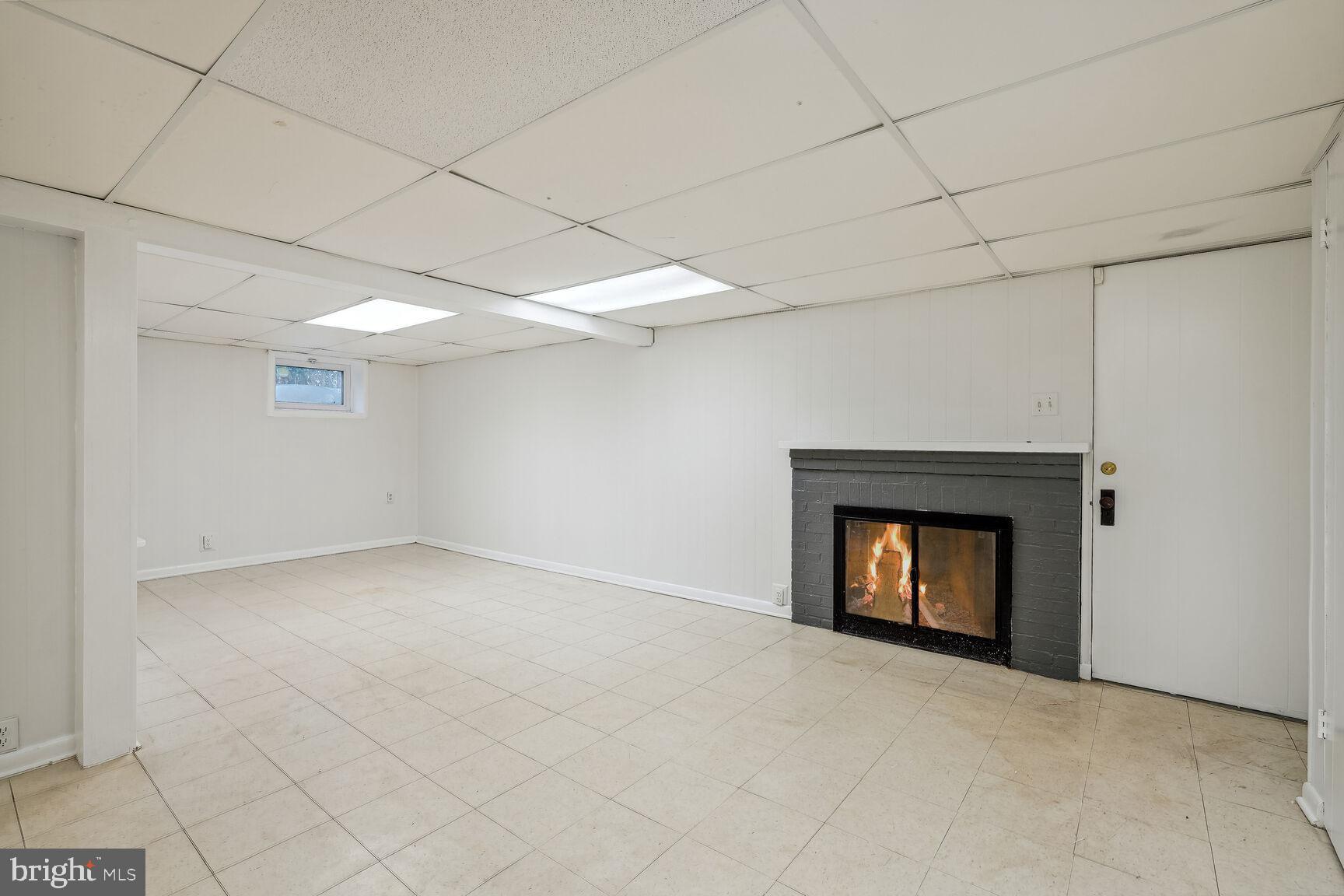 4827 Sedgwick Street Northwest Washington, DC 20016 - Photo 15 of 23