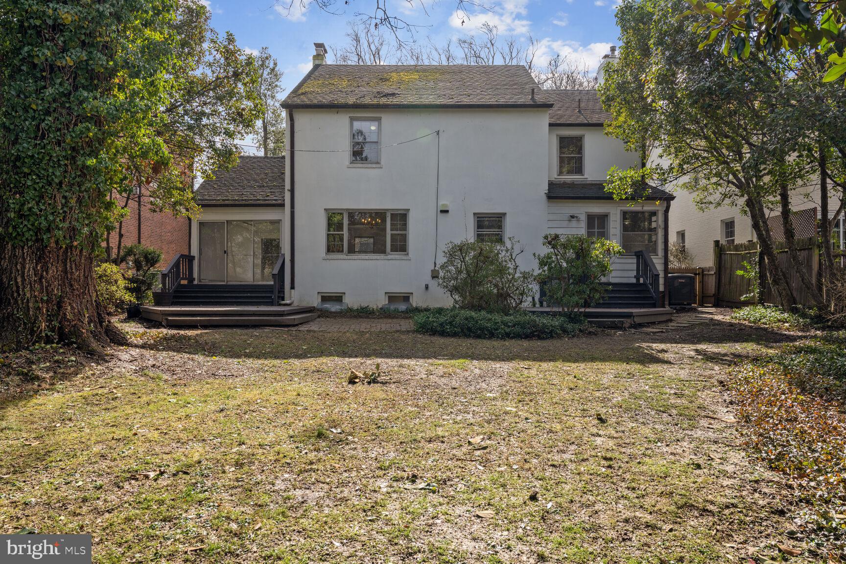 4827 Sedgwick Street Northwest Washington, DC 20016 - Photo 18 of 23