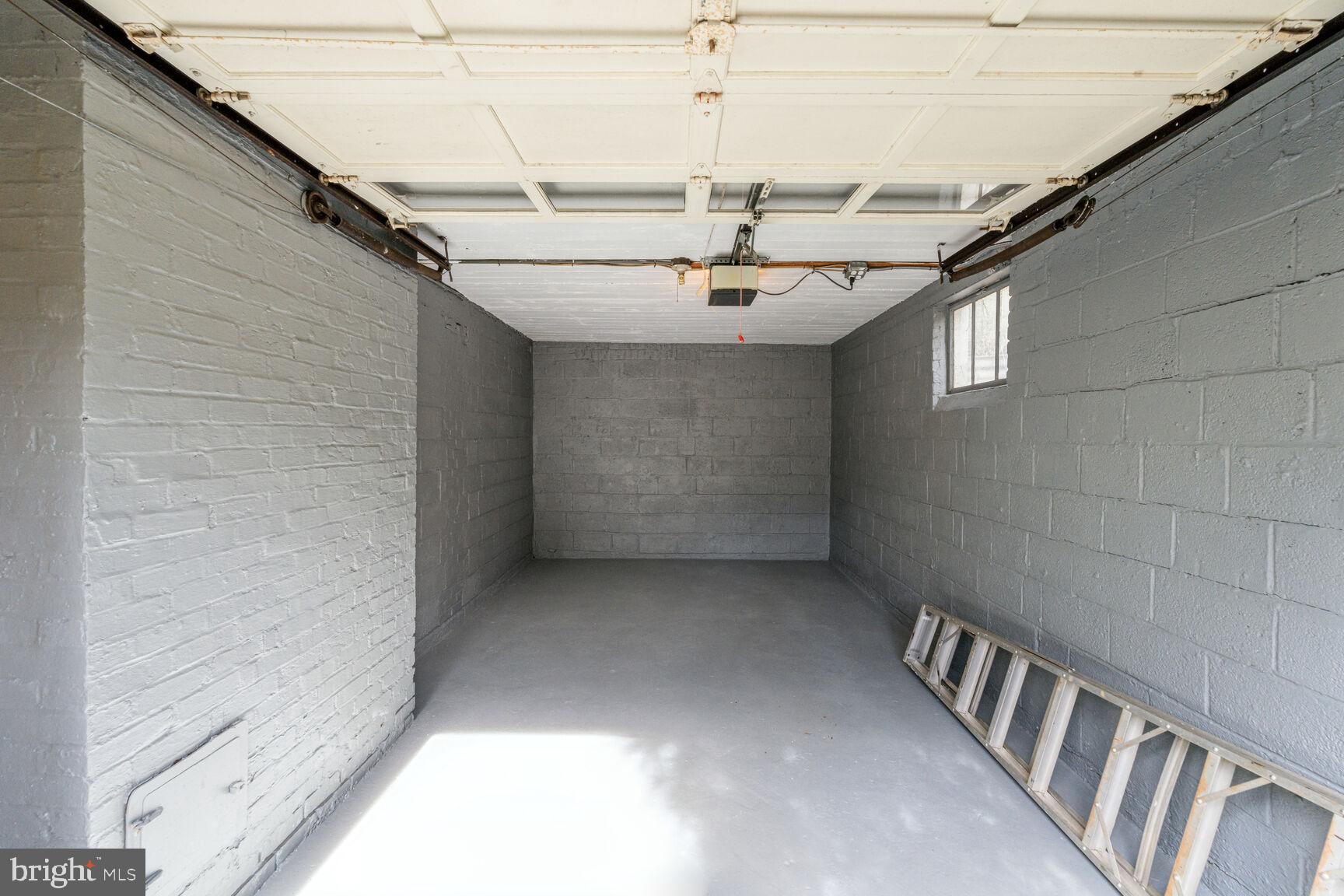 4827 Sedgwick Street Northwest Washington, DC 20016 - Photo 19 of 23