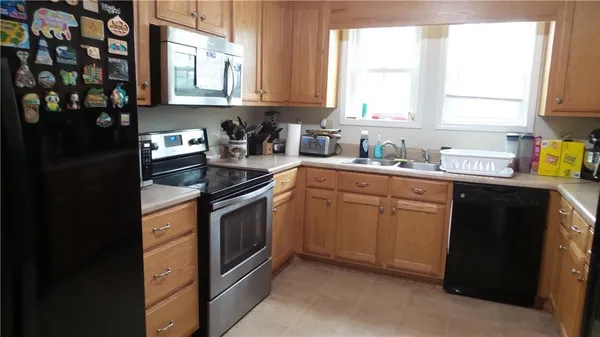 $335,000 | 186 Railroad Avenue, Lula, GA 30554