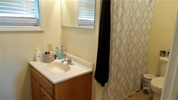 $335,000 | 186 Railroad Avenue, Lula, GA 30554