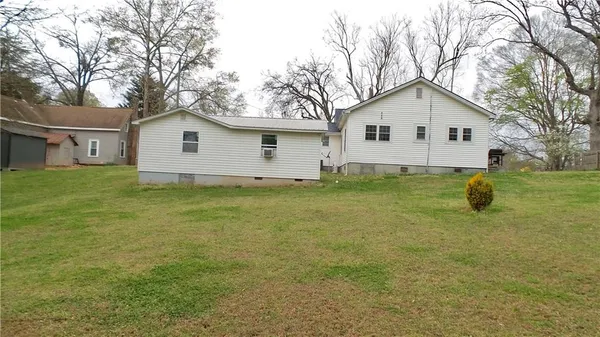 $335,000 | 186 Railroad Avenue, Lula, GA 30554