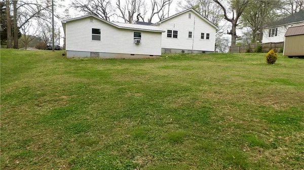 $335,000 | 186 Railroad Avenue, Lula, GA 30554