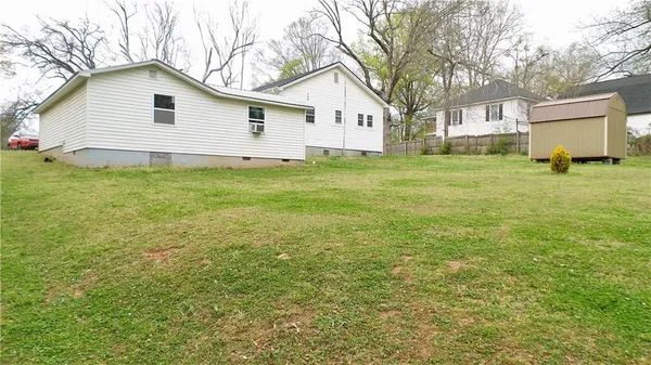 $335,000 | 186 Railroad Avenue, Lula, GA 30554