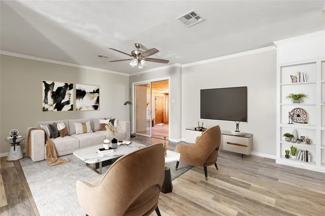 $340,000 | 420 West 4th Street, Crawford, TX 76638