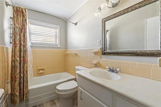 $340,000 | 420 West 4th Street, Crawford, TX 76638