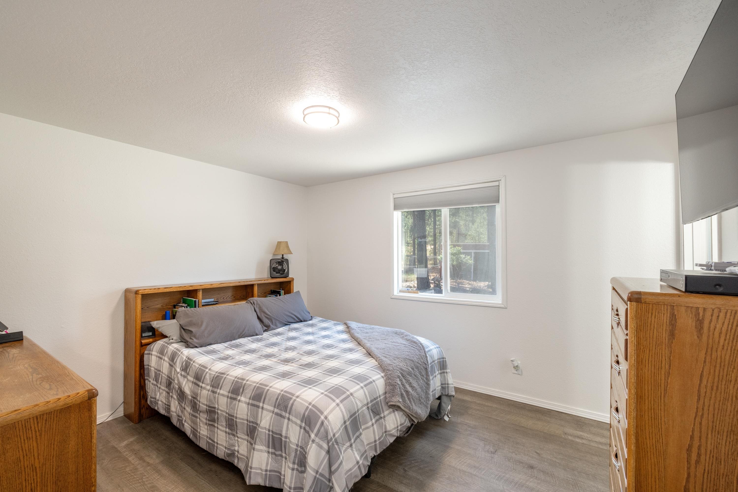 27615 West Long Lake Road Ford, WA 99013 - Photo 10 of 50