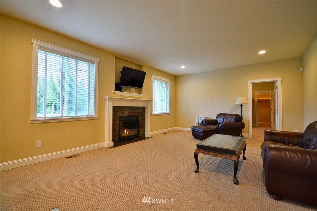 14801 Maple Ridge Lane Southeast Yelm, WA 98597 - Photo 14 of 38 Gallery Image 14