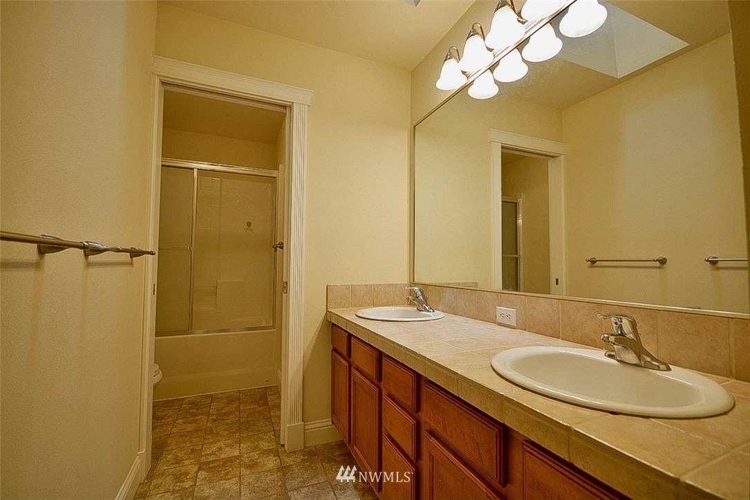 14801 Maple Ridge Lane Southeast Yelm, WA 98597 - Photo 22 of 38 Gallery Image 22