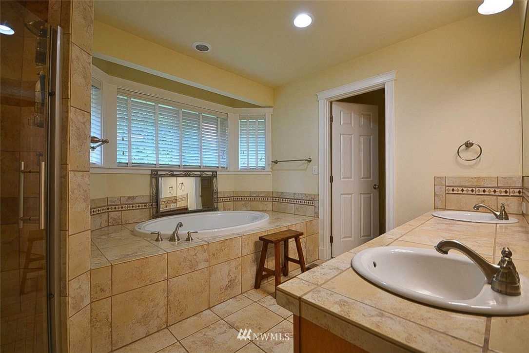 14801 Maple Ridge Lane Southeast Yelm, WA 98597 - Photo 27 of 38 Gallery Image 27