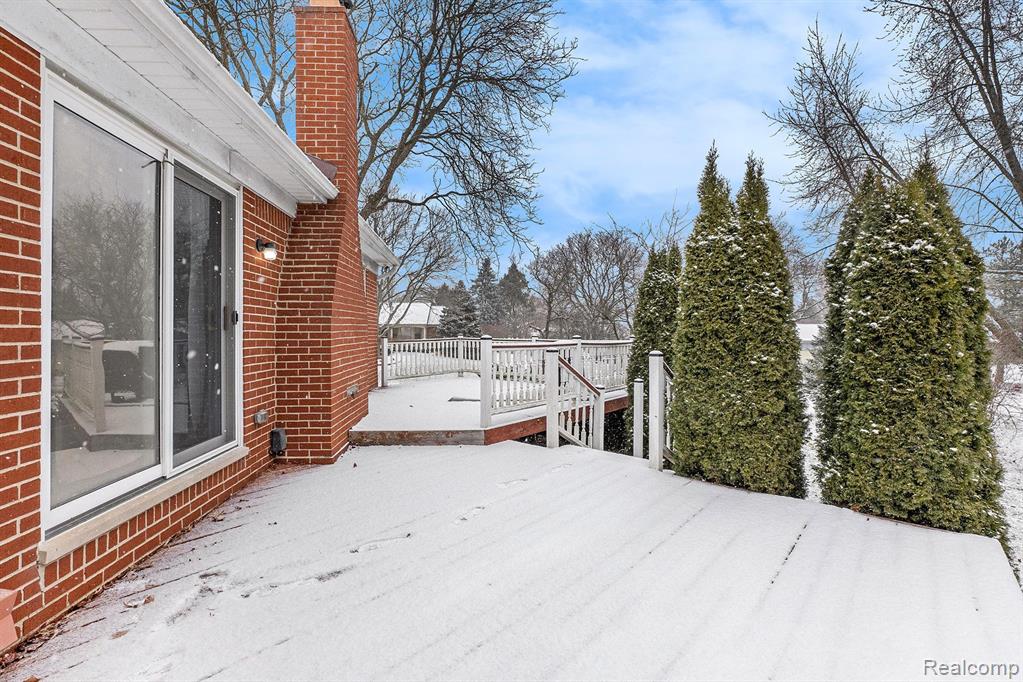 2221 Flanders Drive Rochester Hills, MI 48307 - Photo 22 of 28