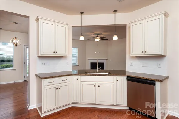 $2,200 | 106 C Clarendon Street, Unit C, Mooresville, NC 28117