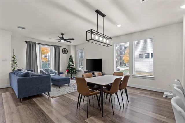 $435,000 | 827 Crystal Oak Lane, Arlington, TX 76005