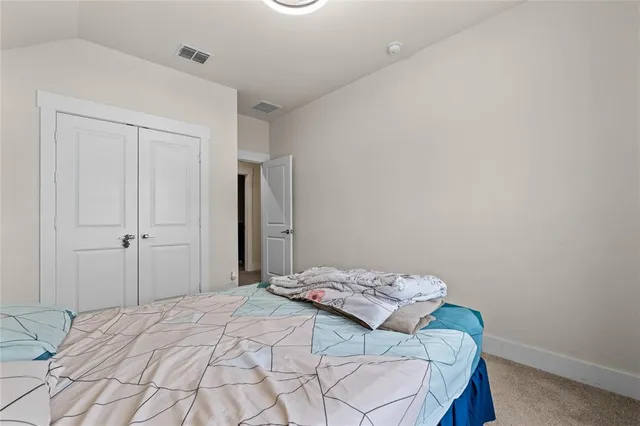 $435,000 | 827 Crystal Oak Lane, Arlington, TX 76005