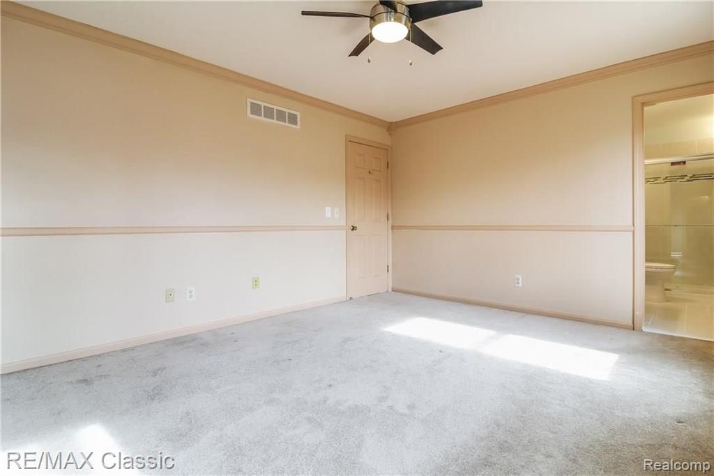2247 Stonington Lane Rochester, MI 48306 - Photo 18 of 28