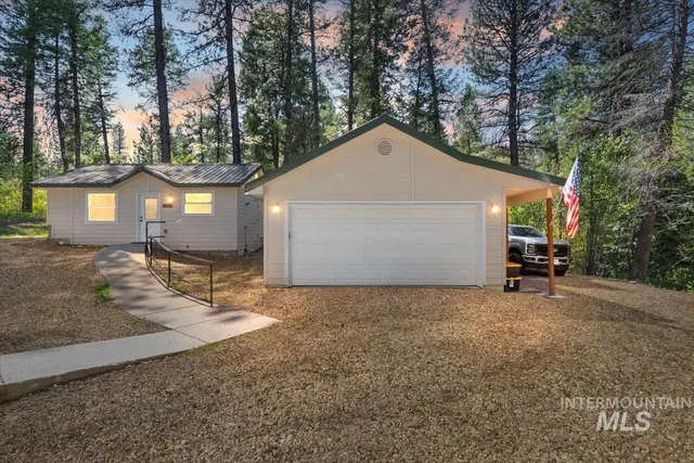 $550,000 | 104 Sky Ridge Drive, Garden Valley, ID 83622