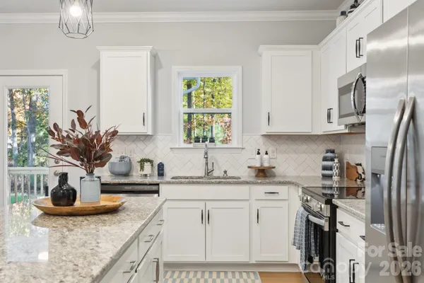 $348,000 | 940 Leyna Court, Unit 17, Newton, NC 28658