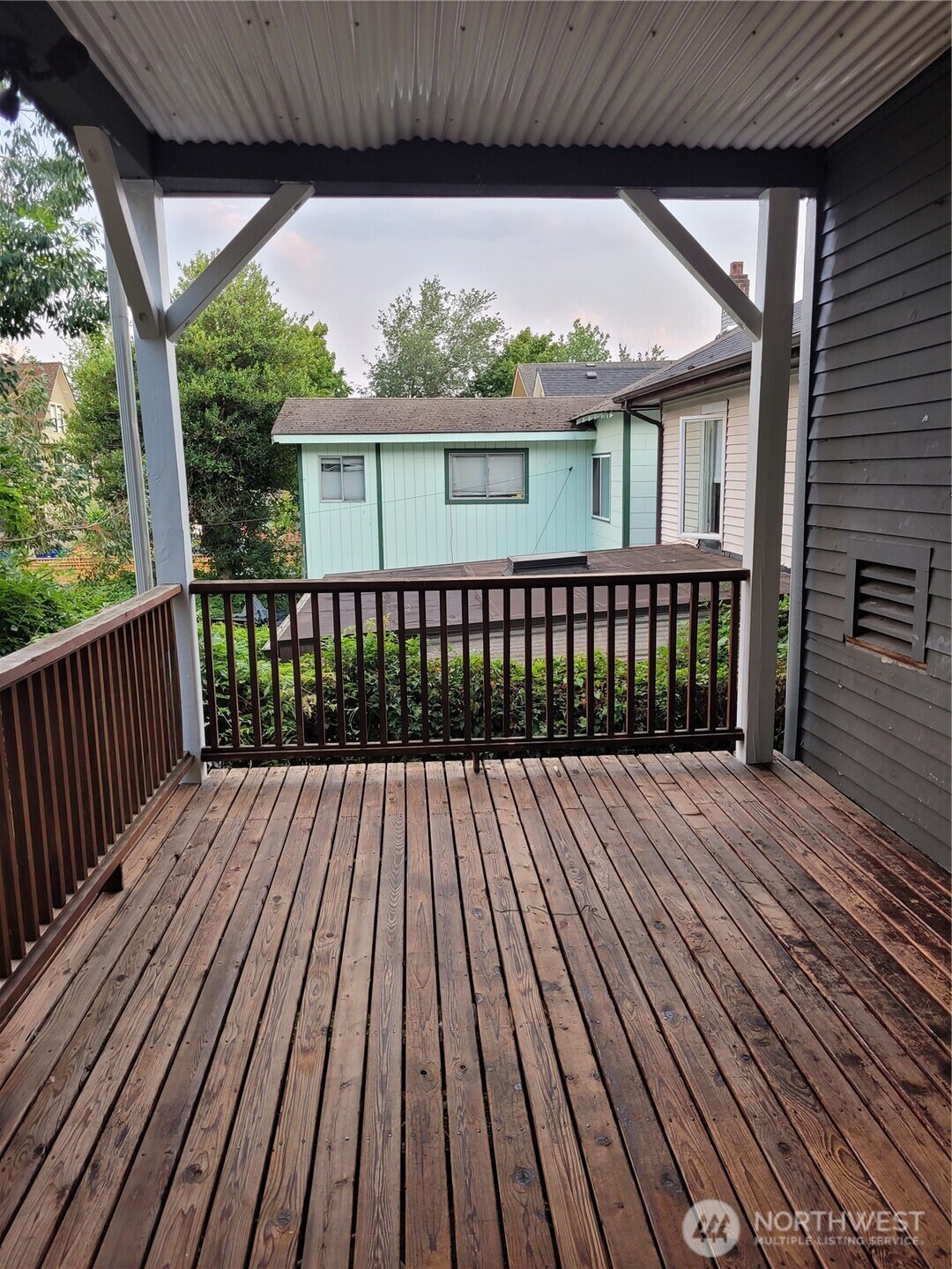 722 20th Avenue Seattle, WA 98122 - Photo 19 of 21