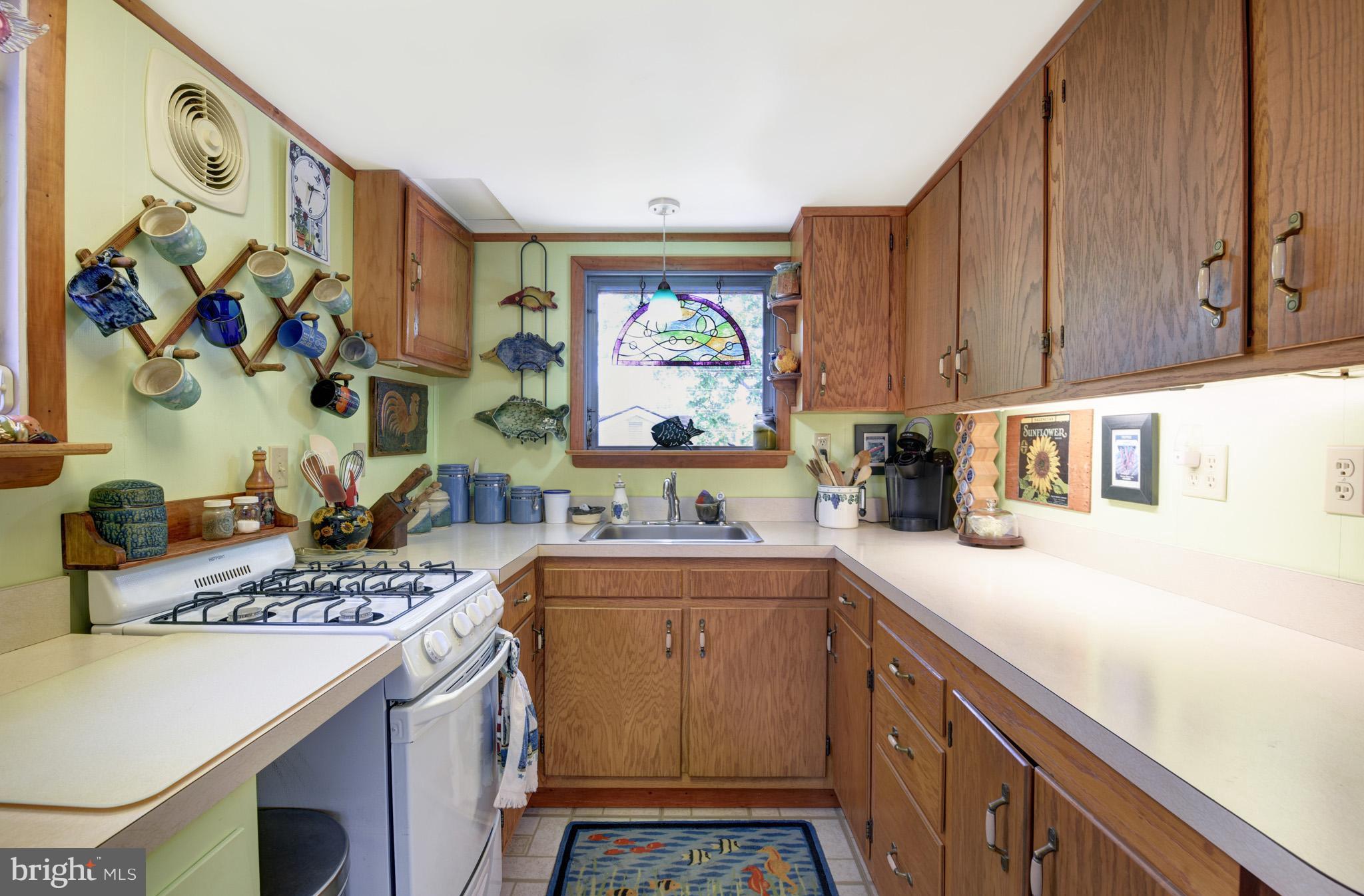 21 Valley Road Earleville, MD 21919 - Photo 6 of 14 Kitchen