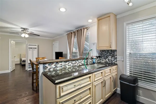 $1,325 | 2905 Southwest Archer Road, Unit 4016, Gainesville, FL 32608