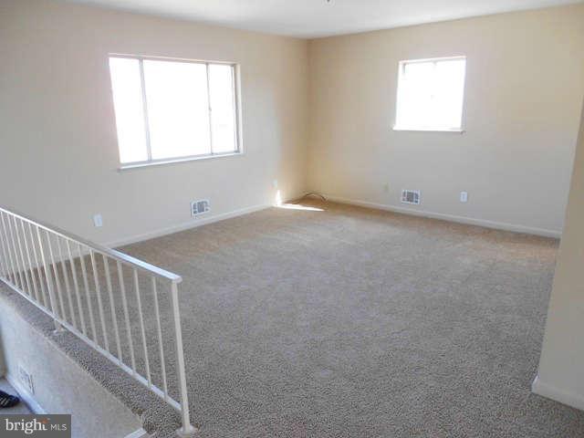 406 Crisfield Road Baltimore, MD 21220 - Photo 3 of 30 Living Room