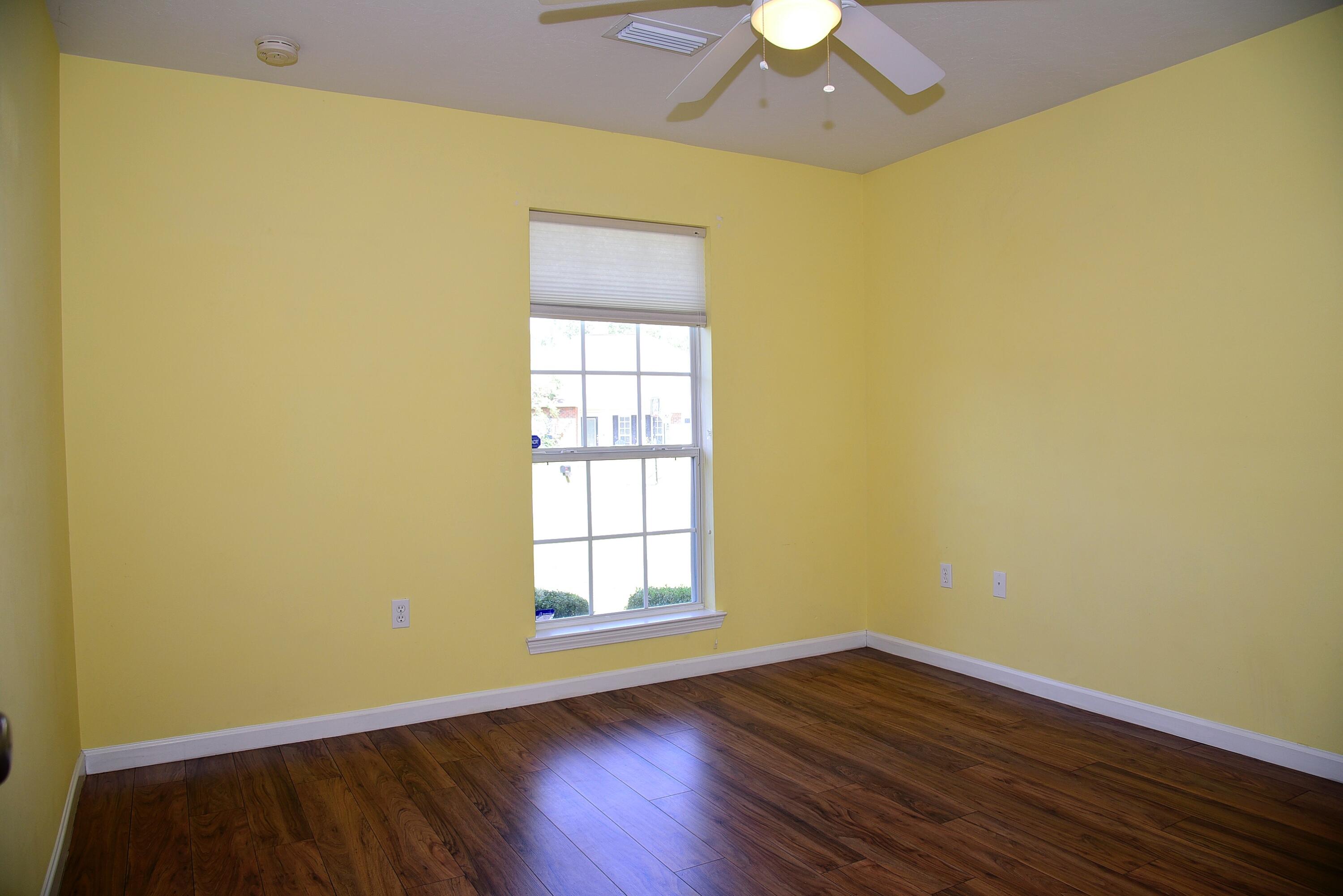 2264 Lewis Street Crestview, FL 32536 - Photo 14 of 19 056