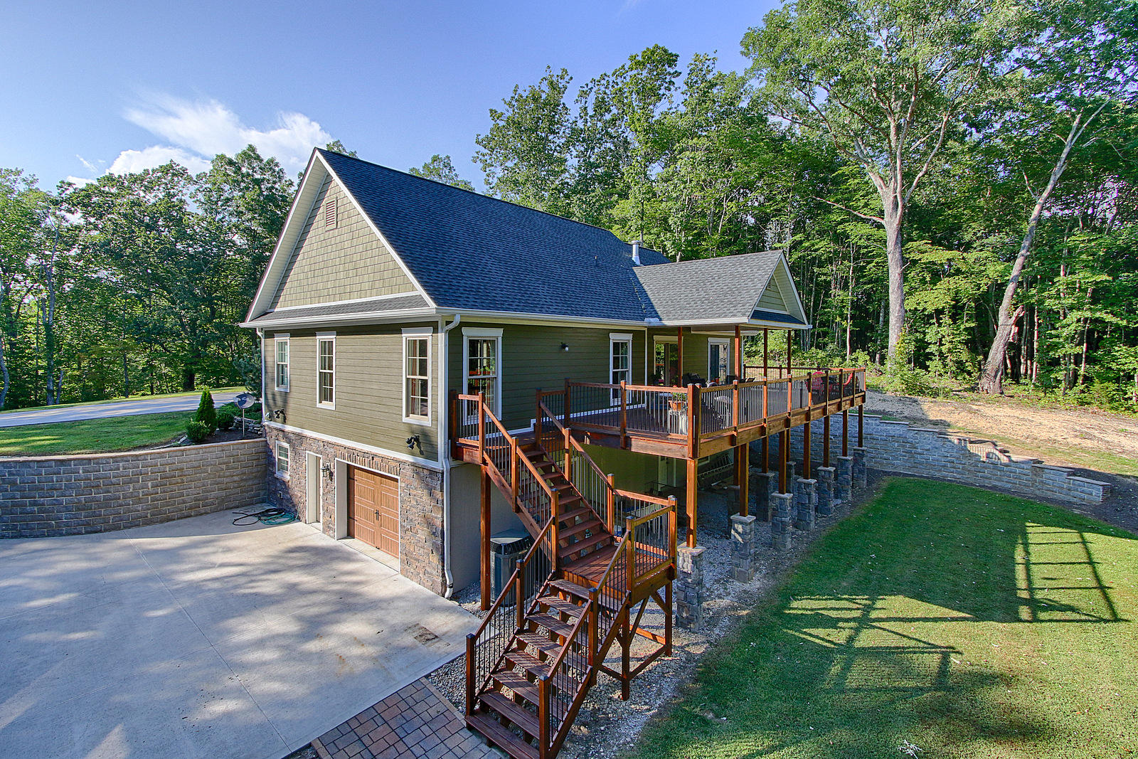 281 Boyer Road Andersonville, TN 37705 - Photo 5 of 27 Back deck