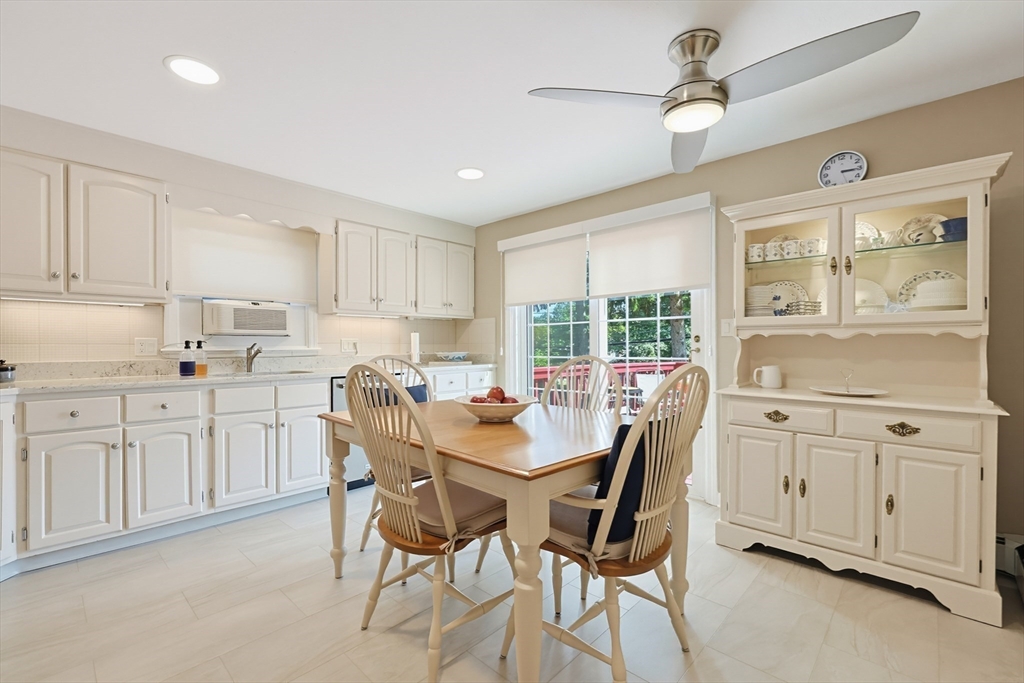 141 Russell Road Framingham, MA 01702 - Photo 14 of 41