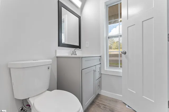 $262,500 | 420 Fox Valley Road, Anderson, SC 29621