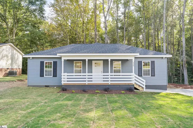 $262,500 | 420 Fox Valley Road, Anderson, SC 29621