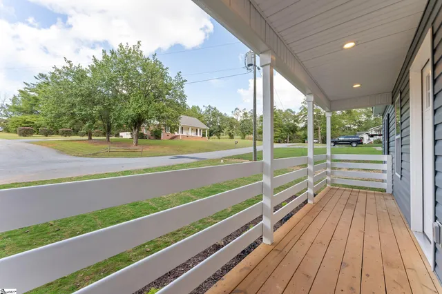 $262,500 | 420 Fox Valley Road, Anderson, SC 29621