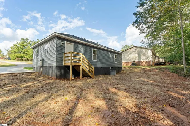 $262,500 | 420 Fox Valley Road, Anderson, SC 29621