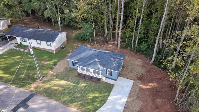 $262,500 | 420 Fox Valley Road, Anderson, SC 29621