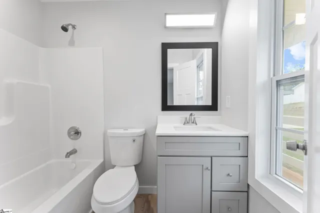 $262,500 | 420 Fox Valley Road, Anderson, SC 29621