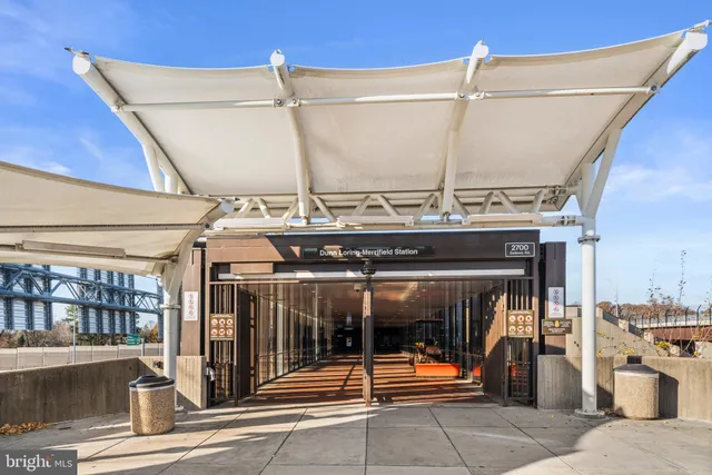 $660,000 | 2665 Manhattan Place, Unit 109, Vienna, VA 22180