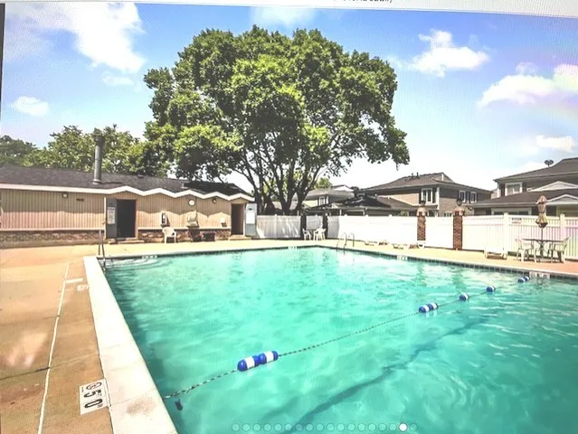 $1,900 | 1451 Cove Drive, Unit 199D, Prospect Heights, IL 60070