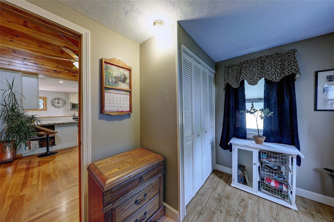 22 Snow Road Warwick, RI 02888 - Photo 16 of 25
