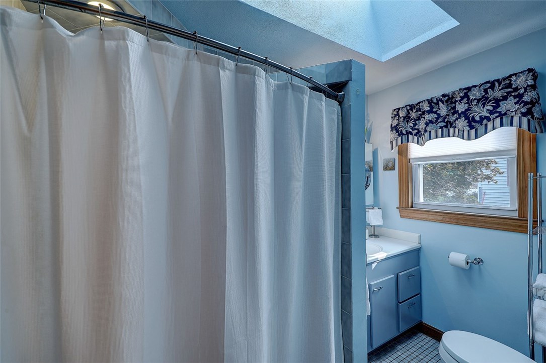 22 Snow Road Warwick, RI 02888 - Photo 17 of 25