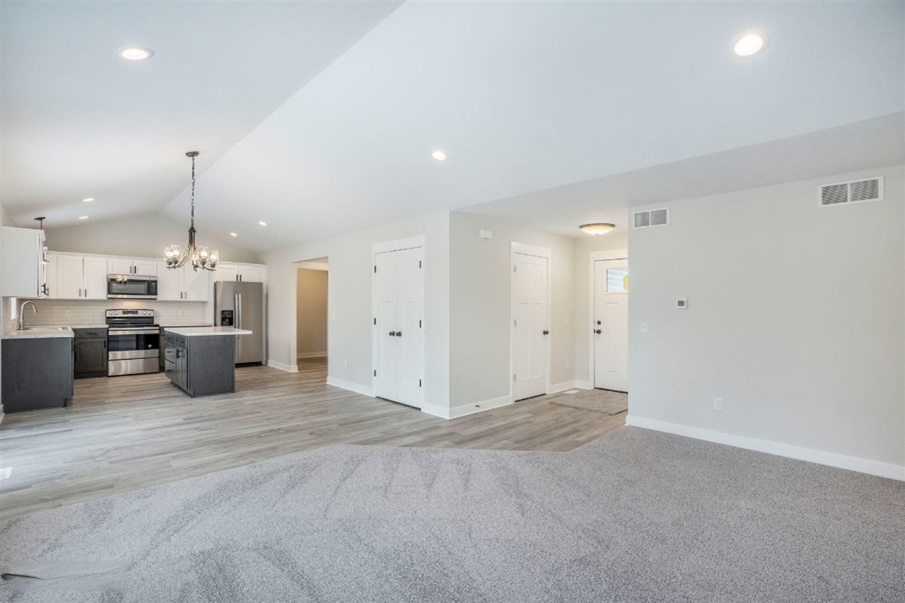 13010 Spruce Ridge Drive Gowen, MI 49326 - Photo 7 of 15 Gallery Image 7
