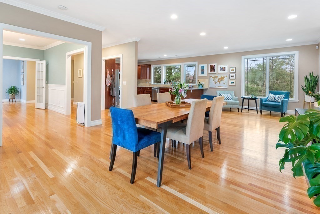 6 Sunset Road Needham, MA 02494 - Photo 7 of 38