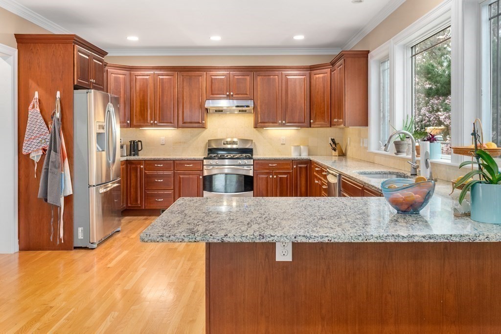 6 Sunset Road Needham, MA 02494 - Photo 10 of 38