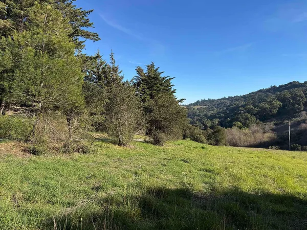 $600,000 | 220 Heacox Road, Woodside, CA 94062
